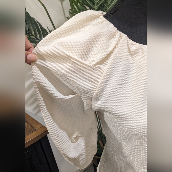 Top - Picture 3 of 7